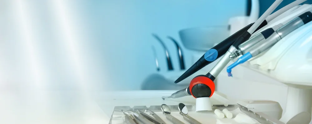 Unit dentar pentru endodonție vs. protetică: ce specificații contează cu adevărat?